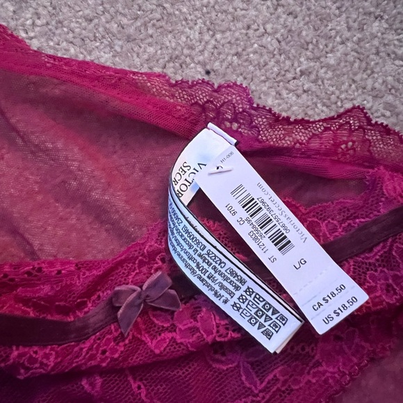 Victoria’s Secret Set! New with tags, never worn! - Picture 2 of 3